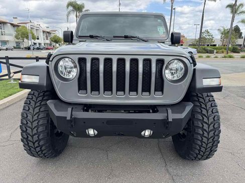 Used 2020 Jeep Wrangler Sport image 12