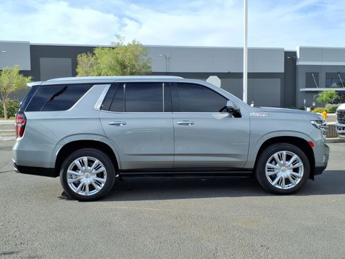 Used 2024 Chevrolet Tahoe High Country w/ Advanced Technology Package AWD/4WD image 6
