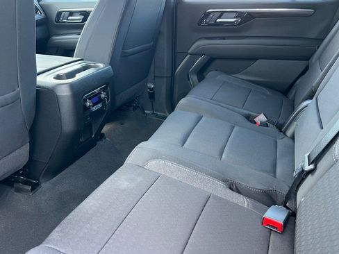 New 2026 Chevrolet Tahoe LS AWD/4WD image 9