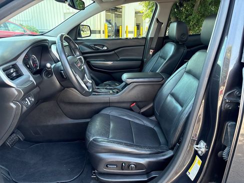 Used 2018 GMC Acadia SLT FWD image 12