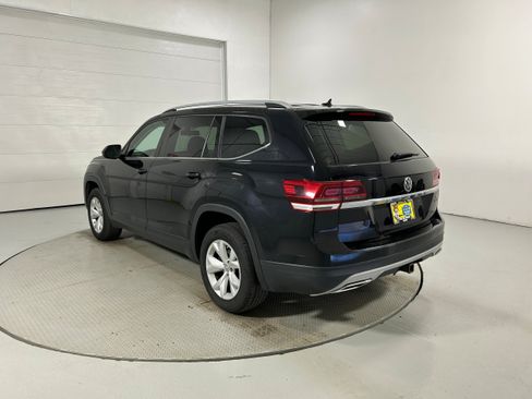 Used 2018 Volkswagen Atlas Launch Edition AWD/4WD image 21