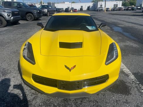 Used 2016 Chevrolet Corvette Stingray Coupe w/ Carbon Flash Badge Package RWD image 9