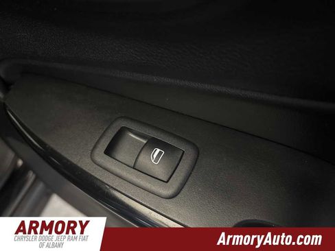 Used 2023 Jeep Cherokee Altitude Lux image 31