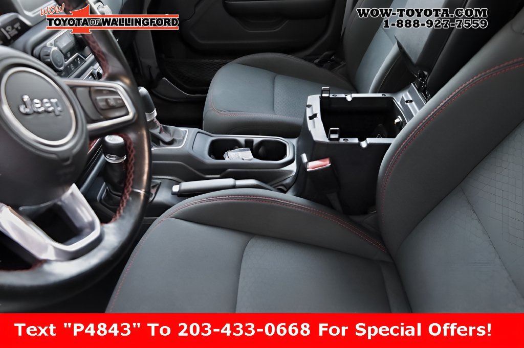 Used 2021 Jeep Wrangler Unlimited Rubicon AWD/4WD image 39