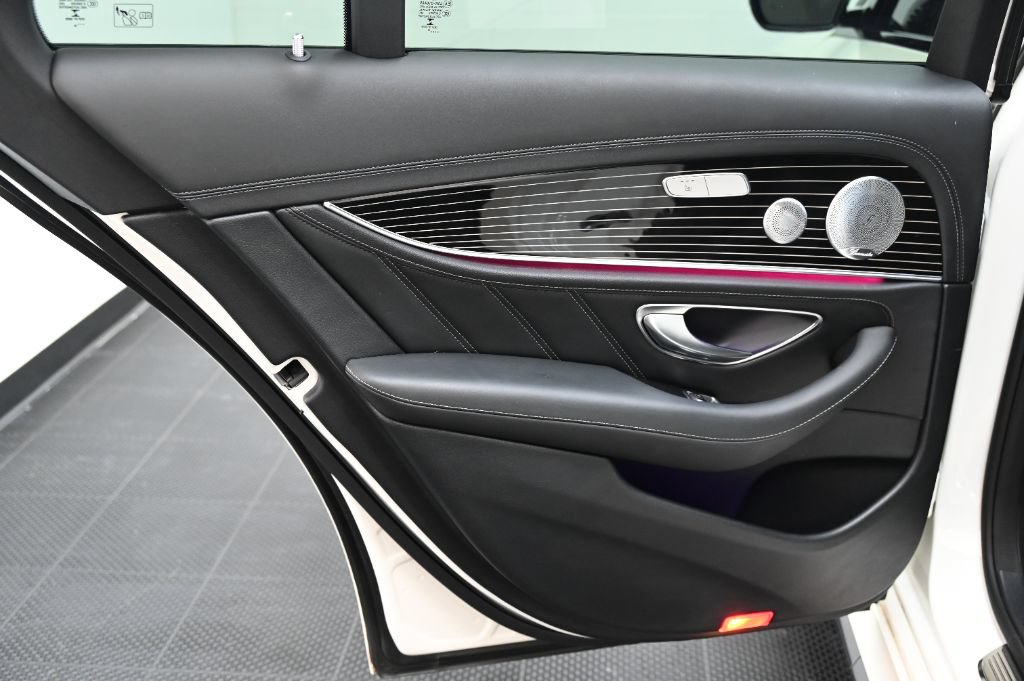 Used 2019 Mercedes-Benz E 63 AMG S image 39