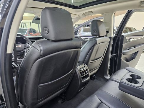 Used 2017 Cadillac XT5 Premium Luxury w/ LPO, Wheel Lock Package image 26