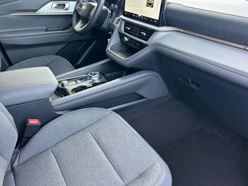 New 2026 Ford Explorer Active image 14