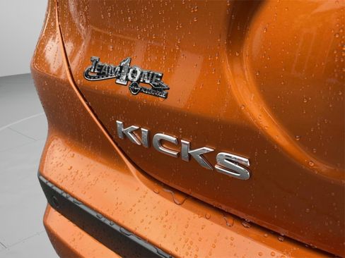 Used 2024 Nissan Kicks SV image 25