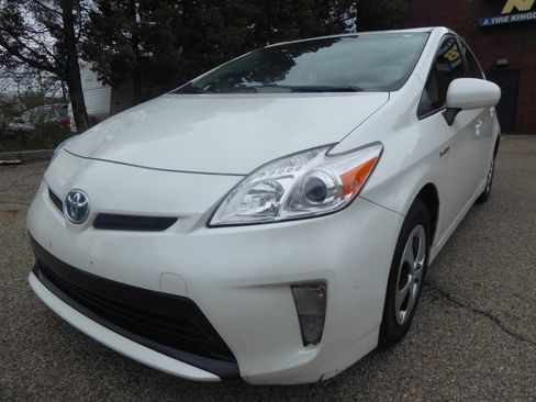 Used 2012 Toyota Prius Two image 5