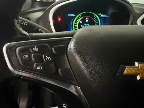 Used 2017 Chevrolet Volt LT image 30
