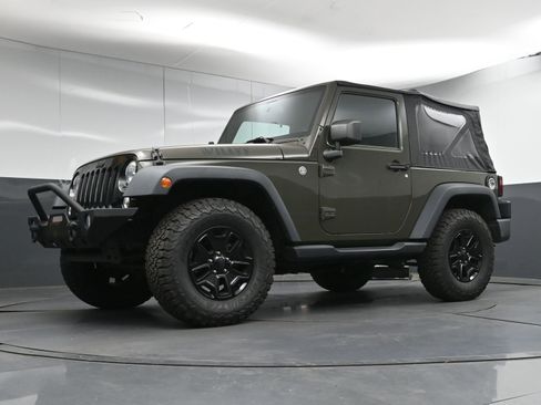 Used 2015 Jeep Wrangler Sport image 19