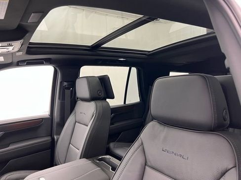 New 2026 GMC Yukon Denali w/ Advanced Technology Package image 22