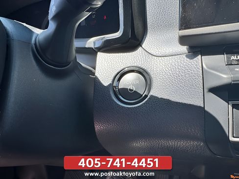 Used 2025 Toyota Camry LE FWD image 18