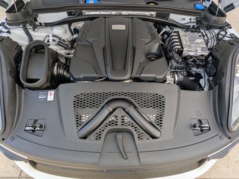 New 2026 Porsche Macan S image 28