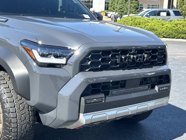 Used 2026 Toyota 4Runner Trailhunter AWD/4WD image 10