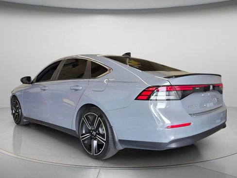 Used 2023 Honda Accord Sport image 7
