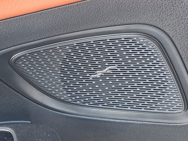 Certified 2026 Mercedes-Benz C 300 4MATIC Sedan image 28