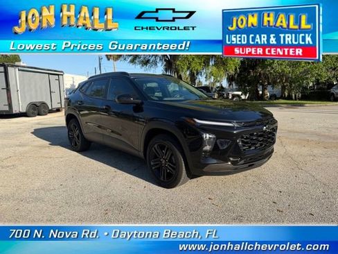 Used 2024 Chevrolet Trax ACTIV w/ Driver Confidence Package image 1