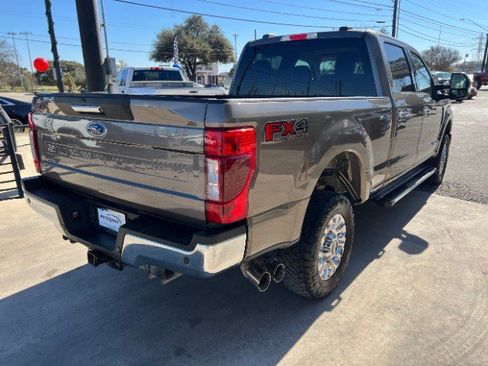 Used 2021 Ford F250 XLT w/ XLT Premium Package image 6
