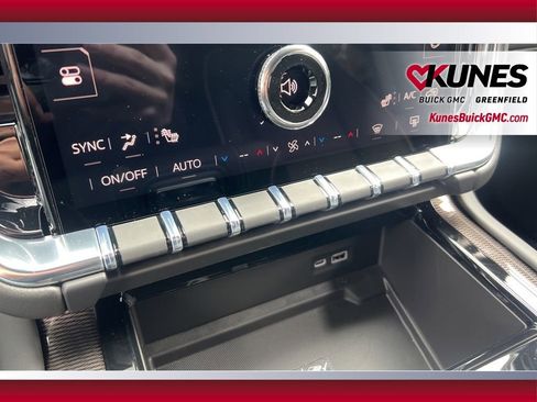 New 2026 GMC Yukon XL Elevation AWD/4WD image 27