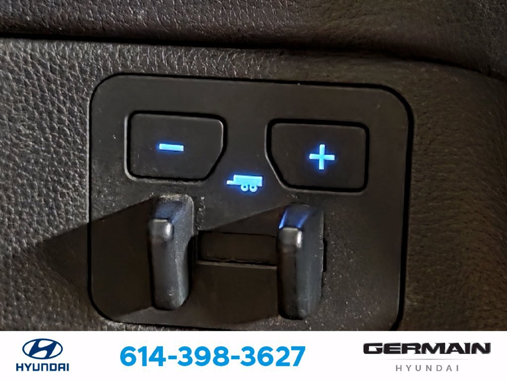 Used 2023 Toyota Tundra SR5 w/ SR5 Convenience Package AWD/4WD image 31