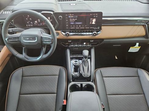 New 2025 GMC Canyon AT4 w/ Nightfall Edition image 20