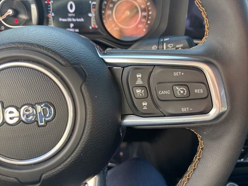 Used 2024 Jeep Wrangler Sahara w/ Technology Group image 13