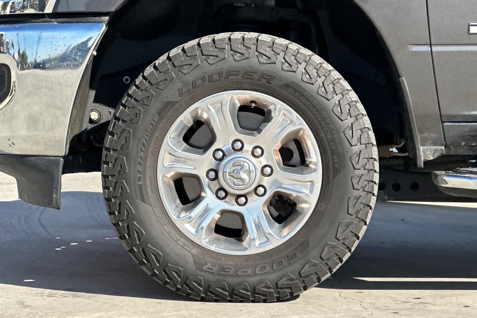 Used 2024 RAM 2500 Big Horn AWD/4WD image 11