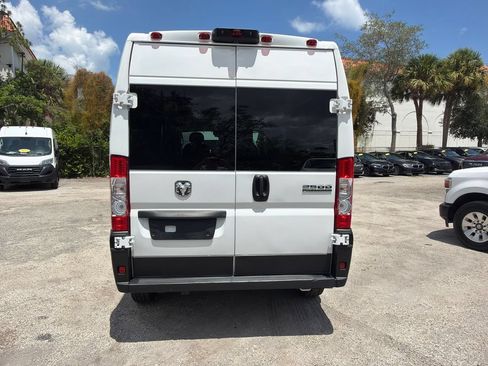 Used 2023 RAM ProMaster 2500 FWD image 4