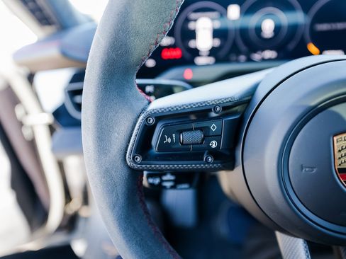 Certified 2024 Porsche Taycan GTS image 17