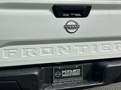 New 2026 Nissan Frontier S image 20