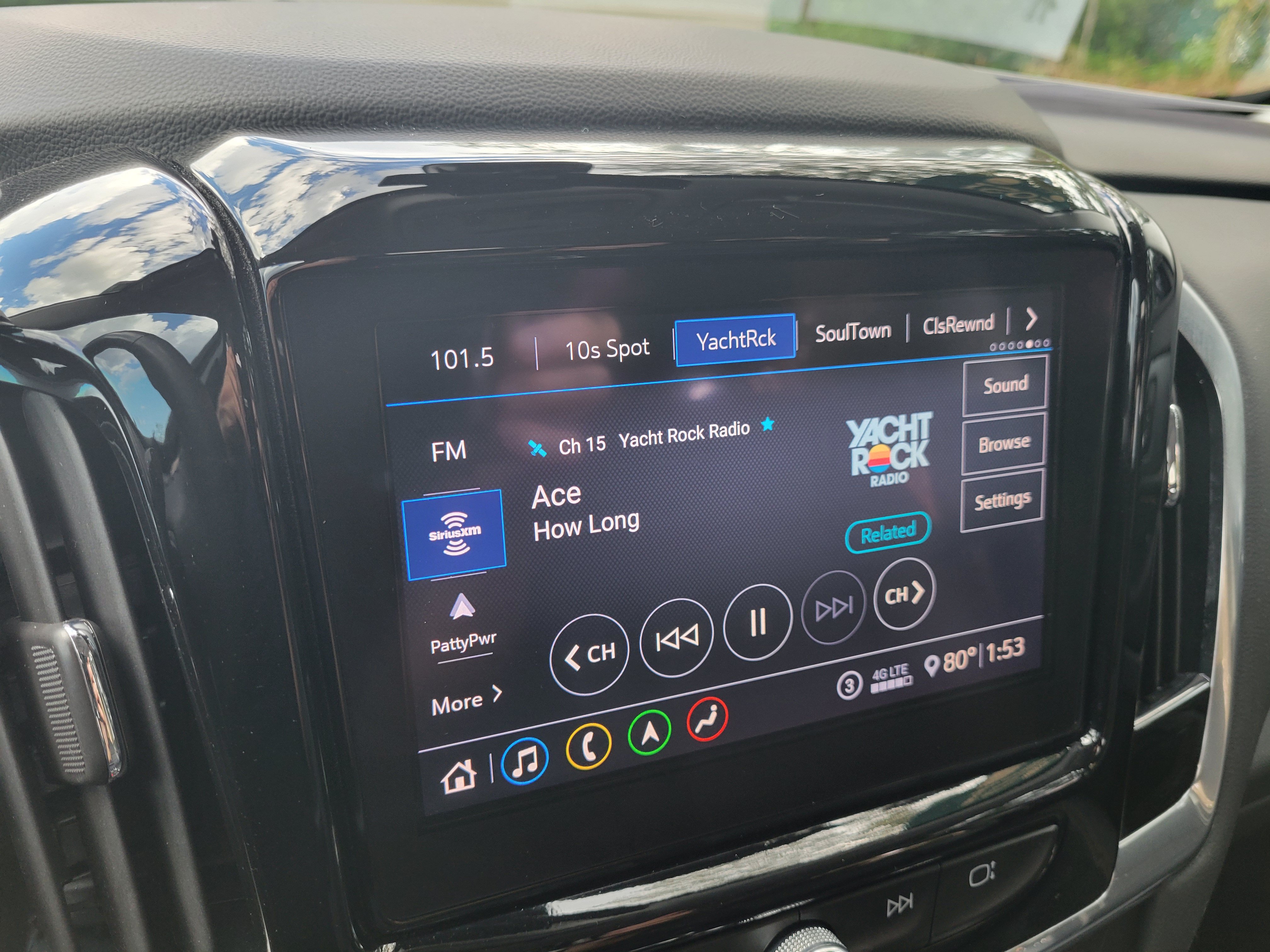 Used 2021 Chevrolet Traverse Premier w/ Redline Edition FWD image 19