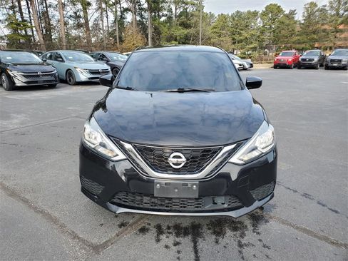 Used 2018 Nissan Sentra SV image 11