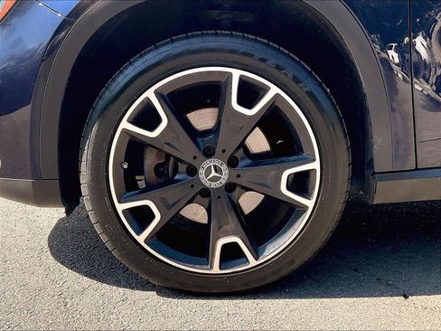 Used 2018 Mercedes-Benz GLA 250 4MATIC image 22