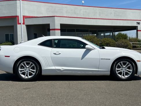 Used 2013 Chevrolet Camaro LT RWD image 6