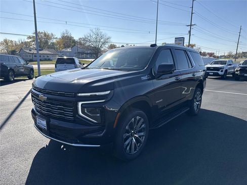 New 2026 Chevrolet Tahoe High Country w/ Sun And Tow Package AWD/4WD image 3