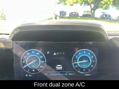 Used 2024 Hyundai Elantra SEL FWD image 9