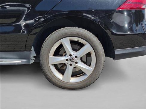 Used 2018 Mercedes-Benz GLE 350 4MATIC image 22