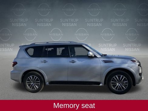 Used 2024 Nissan Armada SL image 7