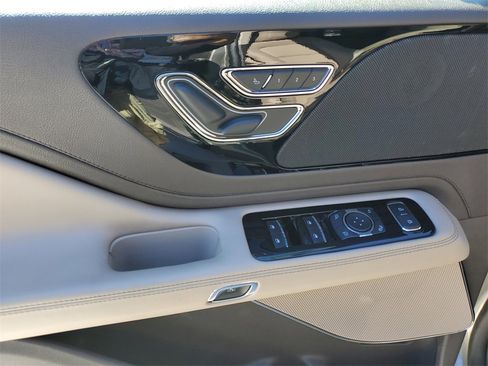 Used 2023 Lincoln Aviator 2WD w/ Premium Package image 20