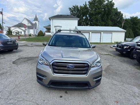 Used 2019 Subaru Ascent Premium w/ Popular Package #3 AWD/4WD image 2