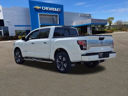 Used 2023 Nissan Titan Platinum Reserve w/ Moonroof Package AWD/4WD image 22