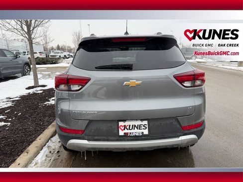 Used 2025 Chevrolet TrailBlazer LT image 5