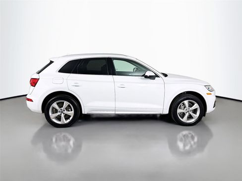 Used 2020 Audi Q5 2.0T Premium w/ Convenience Package image 18