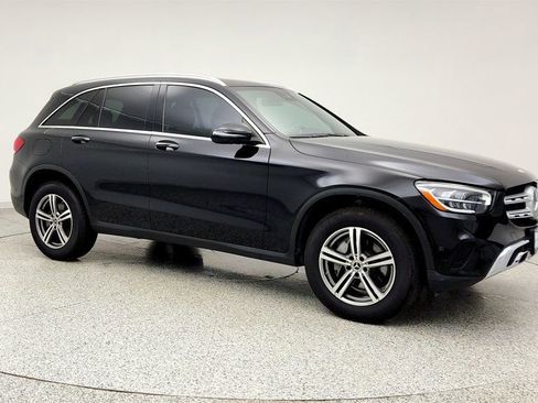 Used 2022 Mercedes-Benz GLC 300 image 3