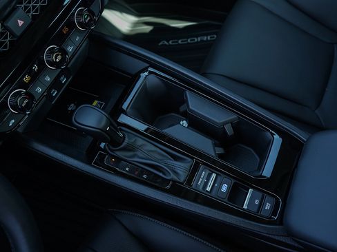 New 2025 Honda Accord EX-L image 24