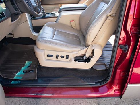 Used 2014 Ford F150 Lariat w/ Equipment Group 502A Luxury image 13