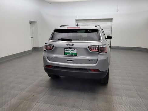 Used 2022 Jeep Compass Latitude w/ Convenience Group AWD/4WD image 7
