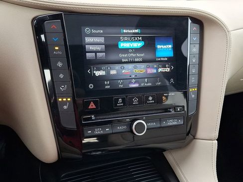 Used 2020 INFINITI QX50 Luxe w/ Navigation Package image 17