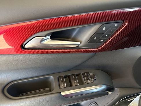New 2026 Chevrolet Traverse RS FWD image 14